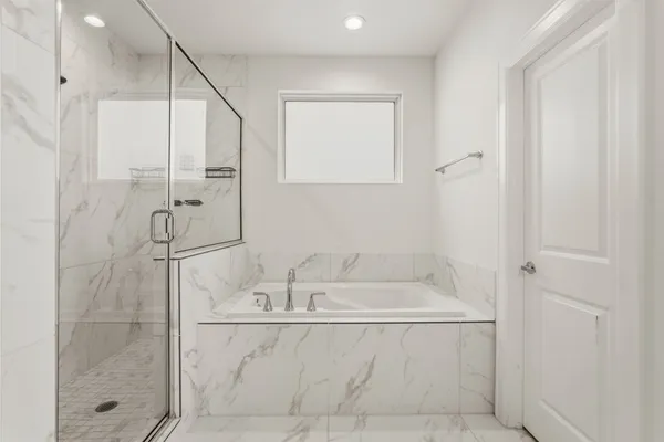 $2,795 | 1113 Highland Square Lane, Houston, TX 77091