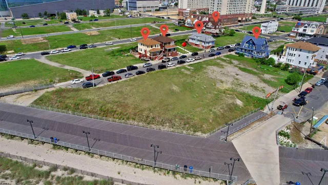 a car parked in front of a building