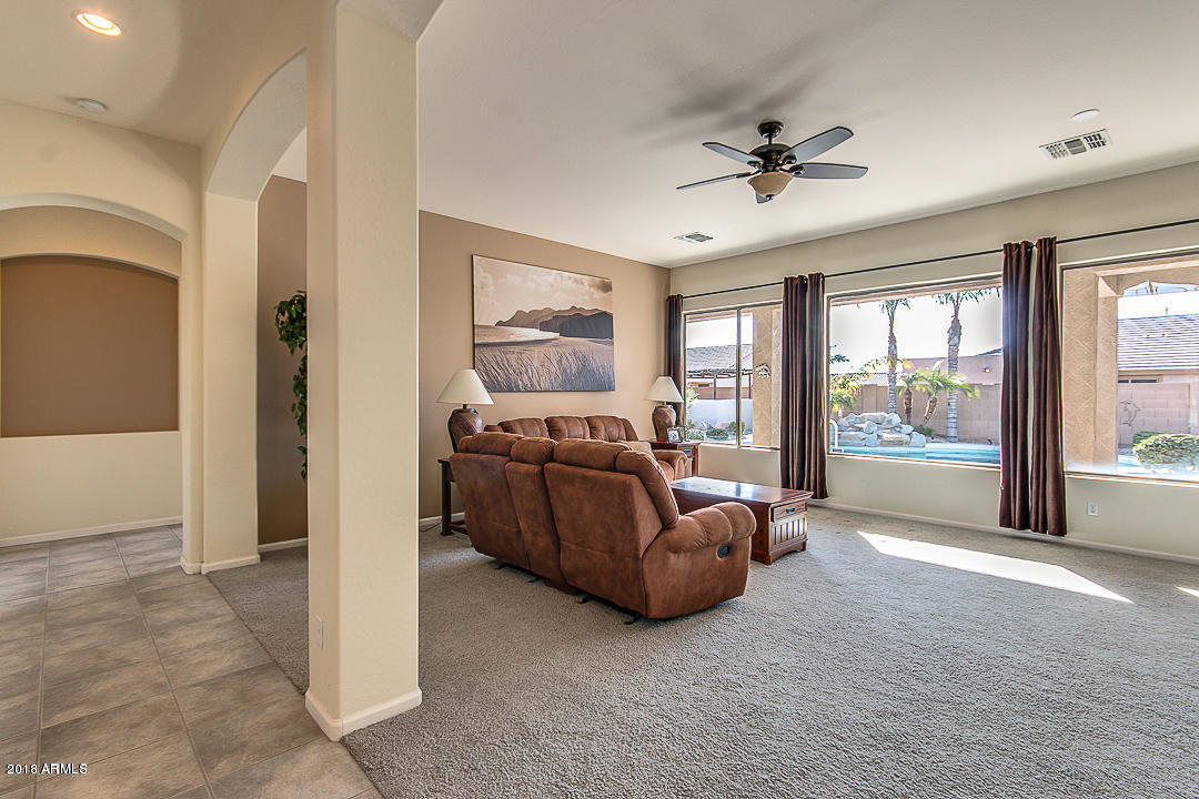 10917 East Decatur Circle Mesa, AZ 85207 - Photo 4 of 38 4