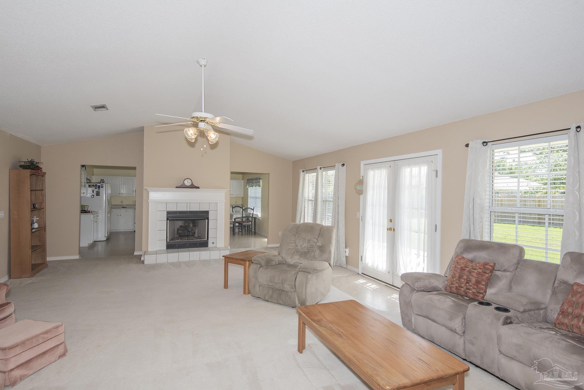 7143 Jennifer Road Pensacola, FL 32526 - Photo 5 of 29 27'6 " x 19' HUGE great room