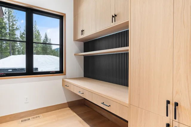 $5,395,000 | 10212 Dick Barter, Truckee, CA 96161