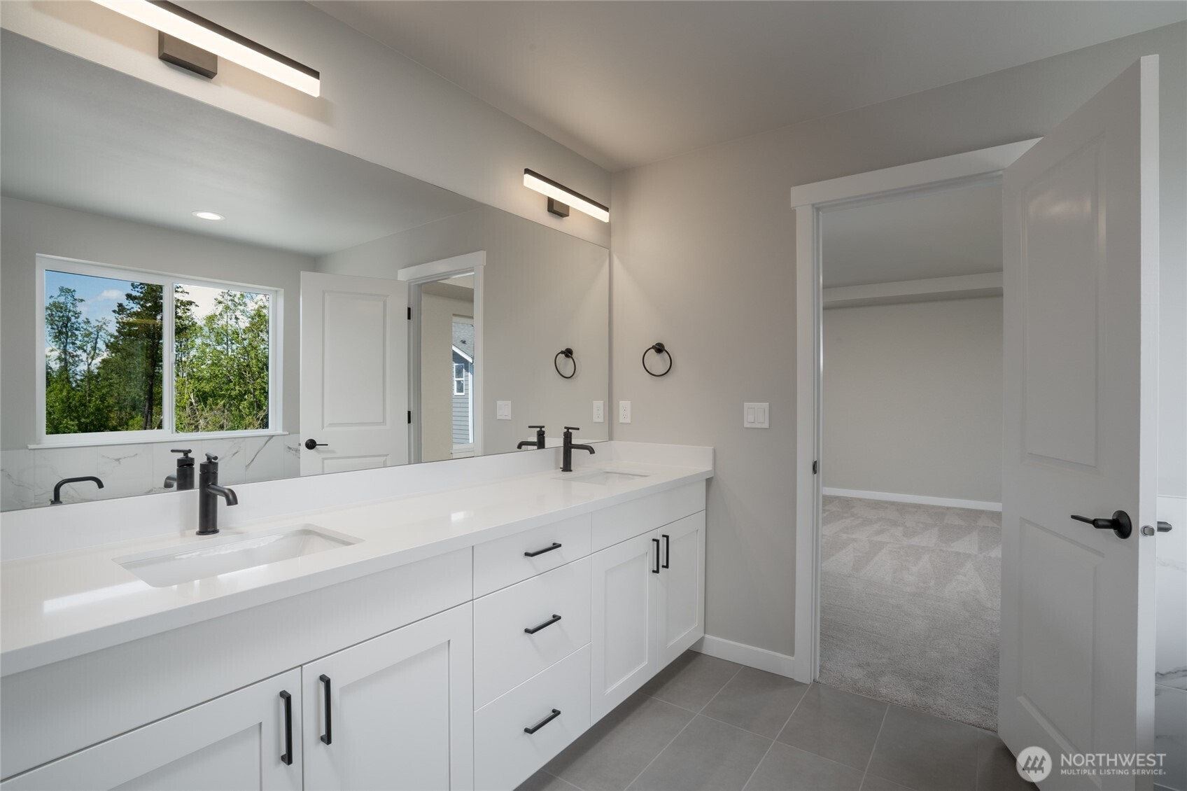 2435 Ridgeway Drive Oak Harbor, WA 98277 - Photo 9 of 12