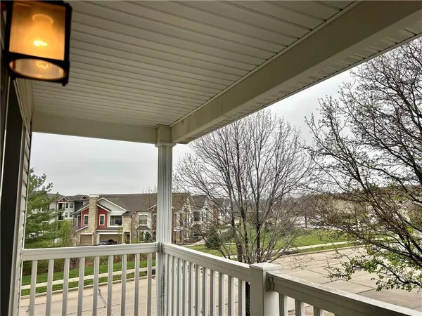 $165,000 | 5500 Northeast 80th Terrace, Unit 3C, Kansas City, MO 64119