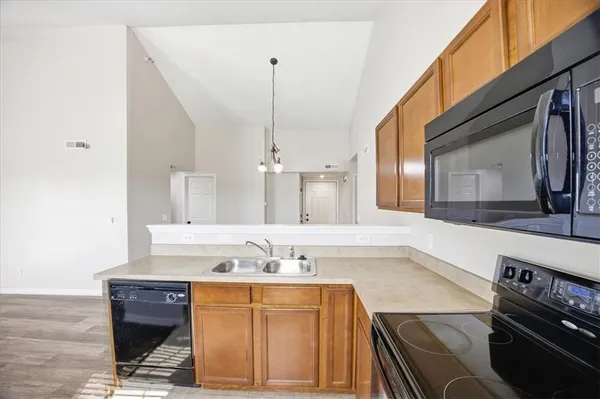 $165,000 | 5500 Northeast 80th Terrace, Unit 3C, Kansas City, MO 64119