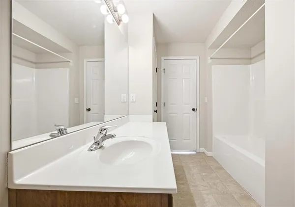 $165,000 | 5500 Northeast 80th Terrace, Unit 3C, Kansas City, MO 64119