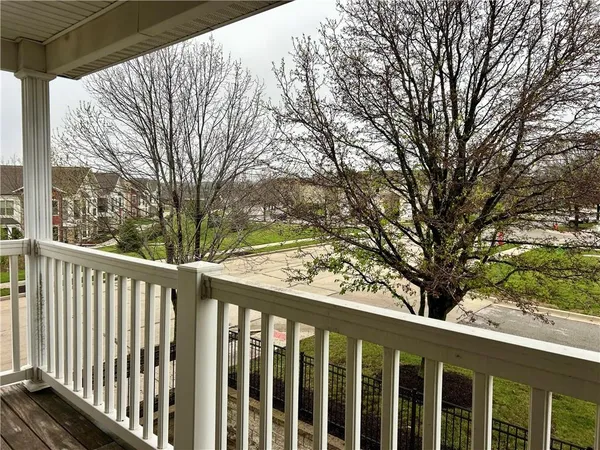 $165,000 | 5500 Northeast 80th Terrace, Unit 3C, Kansas City, MO 64119