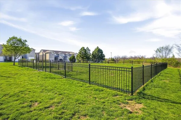 $165,000 | 5500 Northeast 80th Terrace, Unit 3C, Kansas City, MO 64119