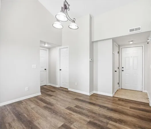 $165,000 | 5500 Northeast 80th Terrace, Unit 3C, Kansas City, MO 64119