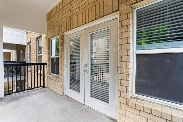 $370,000 | 870 Inman Vlg Parkway Northeast, Unit 204, Atlanta, GA 30307