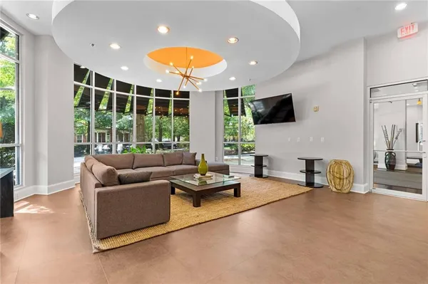 $370,000 | 870 Inman Vlg Parkway Northeast, Unit 204, Atlanta, GA 30307