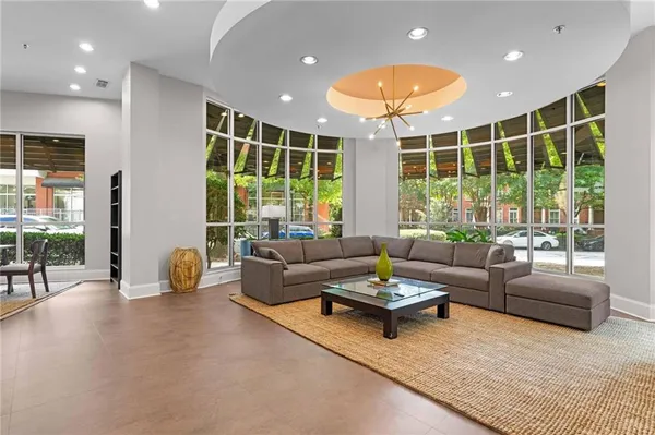 $370,000 | 870 Inman Vlg Parkway Northeast, Unit 204, Atlanta, GA 30307