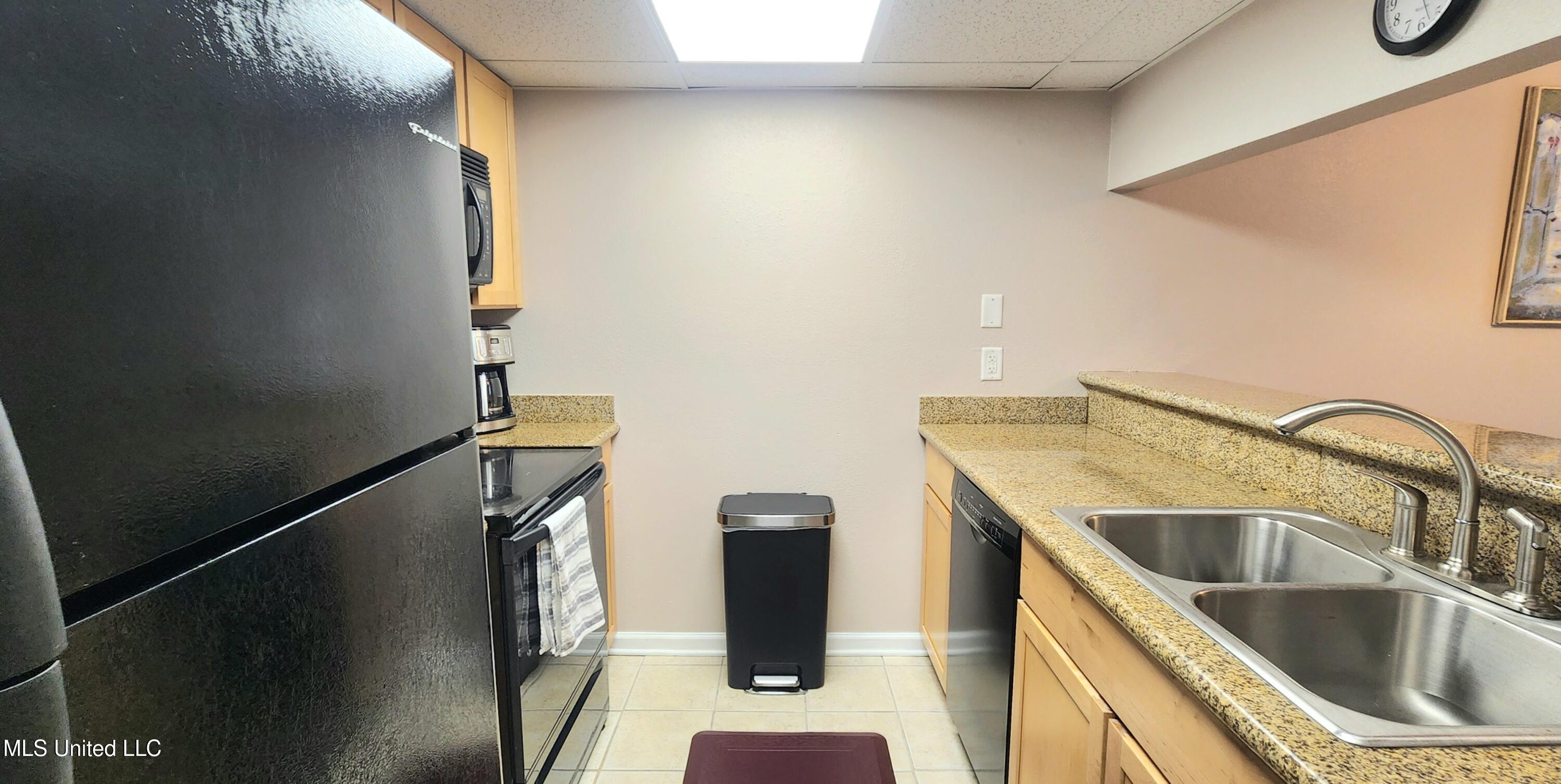 3230 Cumberland Road, Unit 72 Ocean Springs, MS 39564 - Photo 12 of 50 20251121_151626