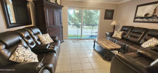 $159,500 | 3230 Cumberland Road, Unit 72, Ocean Springs, MS 39564