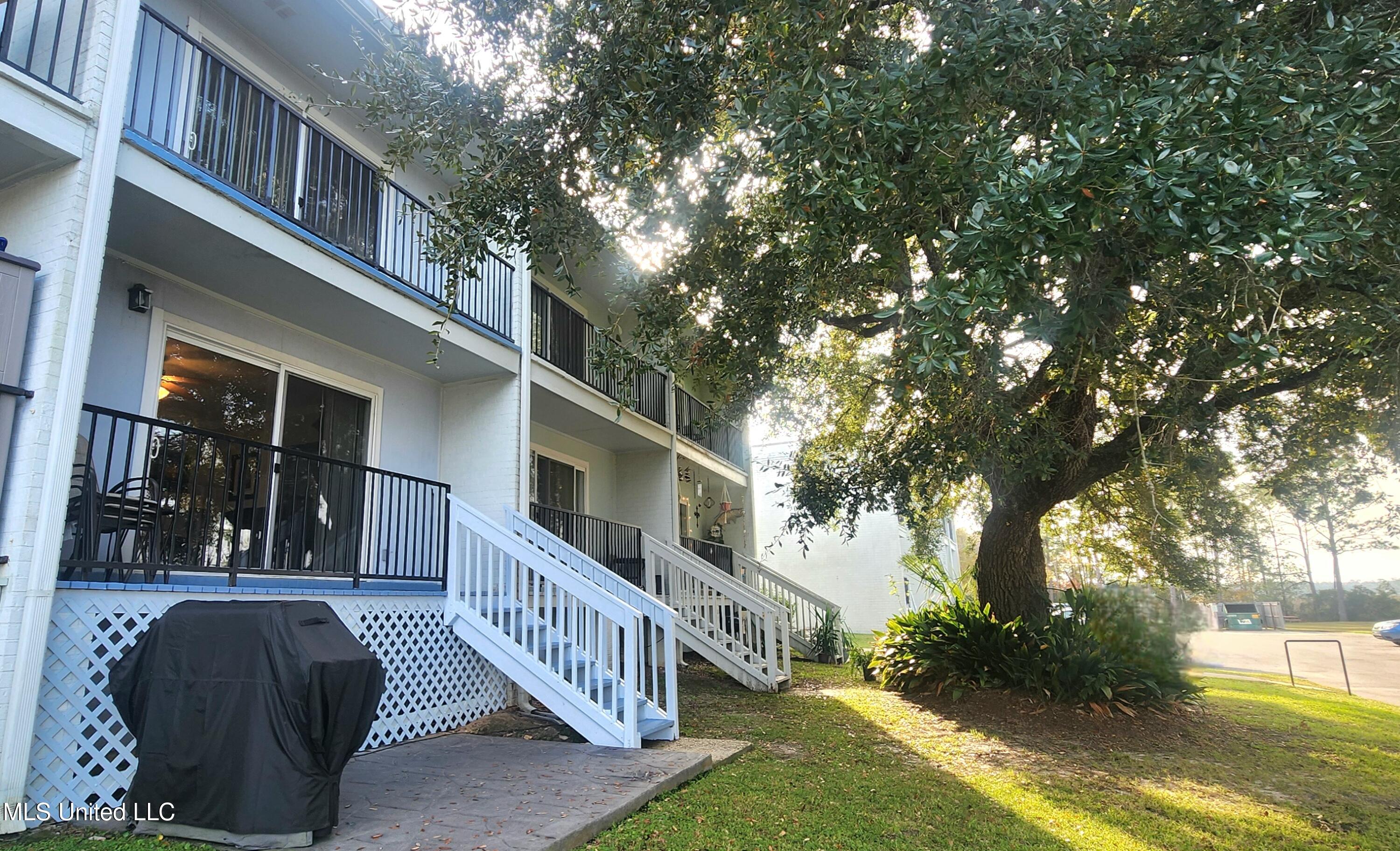 3230 Cumberland Road, Unit 72 Ocean Springs, MS 39564 - Photo 3 of 50 20251122_143635