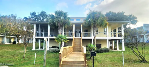 $159,500 | 3230 Cumberland Road, Unit 72, Ocean Springs, MS 39564