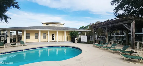 $159,500 | 3230 Cumberland Road, Unit 72, Ocean Springs, MS 39564