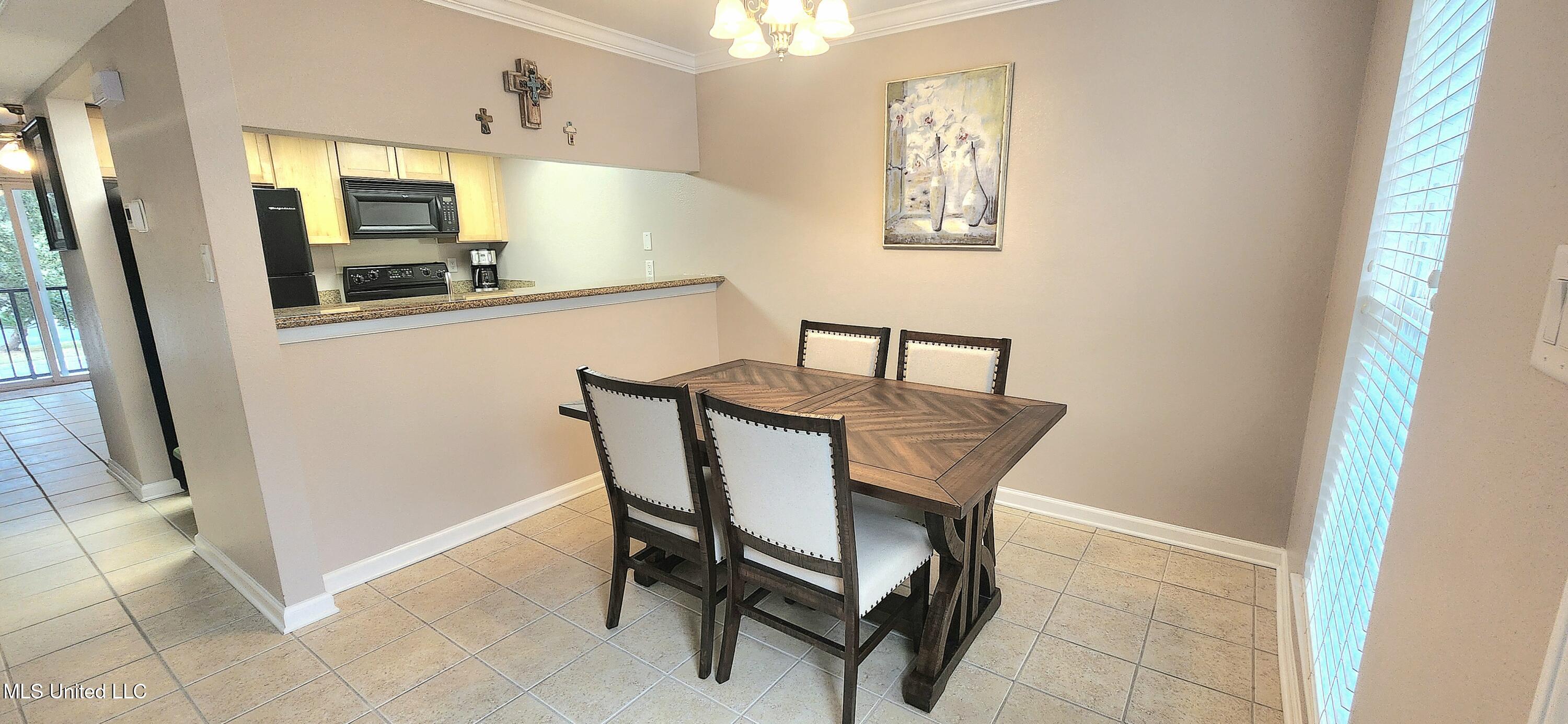 3230 Cumberland Road, Unit 72 Ocean Springs, MS 39564 - Photo 9 of 50 20251121_151307