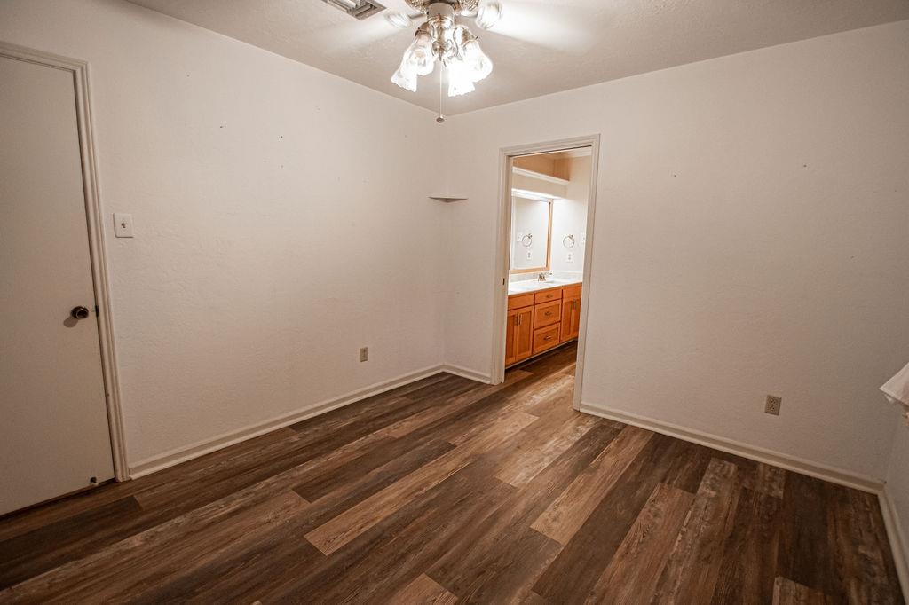 6235 Navajo Trail Beaumont, TX 77708 - Photo 19 of 32