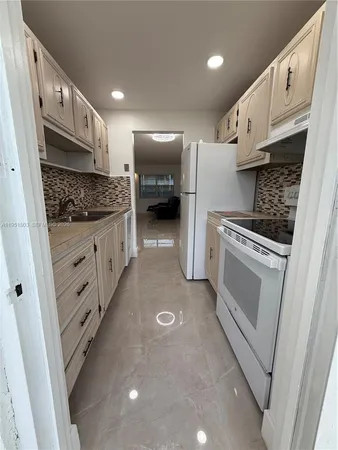 $1,475 | 6650 Royal Palm Boulevard, Unit 110C, Pompano Beach, FL 33063