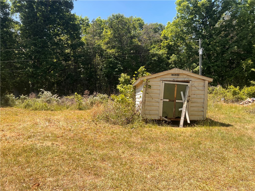 284 State Rd S-37-138 Fair Play, SC 29643 - Photo 13 of 15