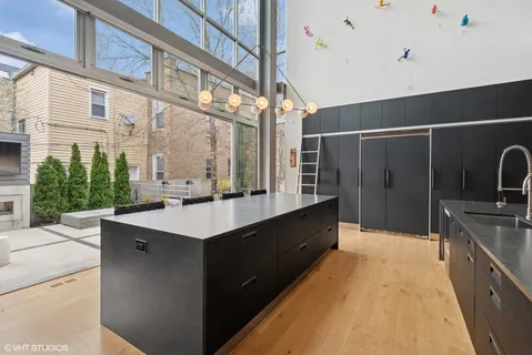 $4,200,000 | 1804 North Leavitt Street, Chicago, IL 60647