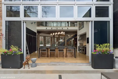 $4,200,000 | 1804 North Leavitt Street, Chicago, IL 60647