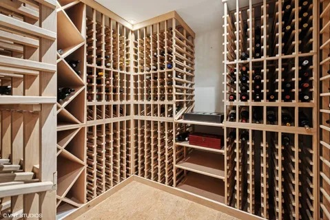 $4,200,000 | 1804 North Leavitt Street, Chicago, IL 60647