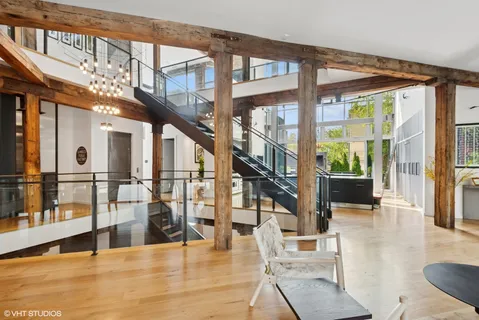 $4,200,000 | 1804 North Leavitt Street, Chicago, IL 60647