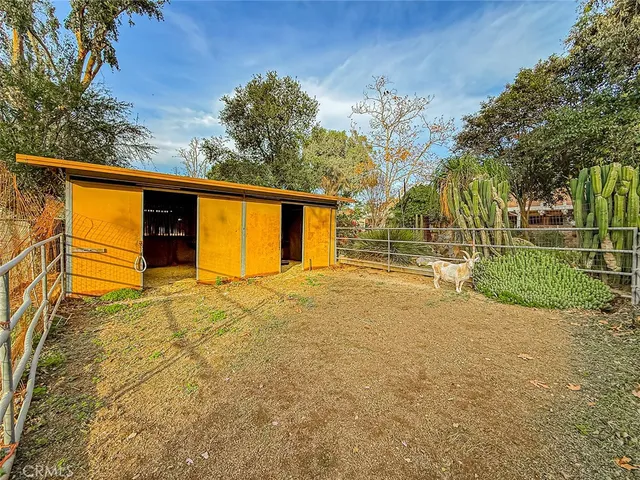 $1,299,000 | 377 Oldstone Court, Simi Valley, CA 93065