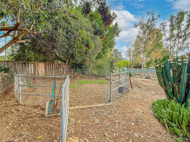 $1,299,000 | 377 Oldstone Court, Simi Valley, CA 93065