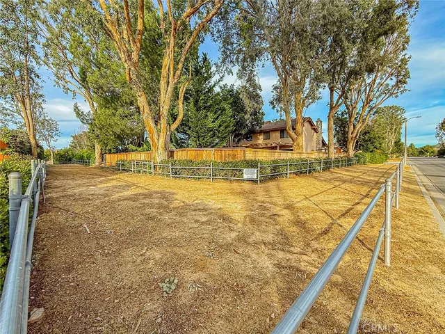 $1,299,000 | 377 Oldstone Court, Simi Valley, CA 93065