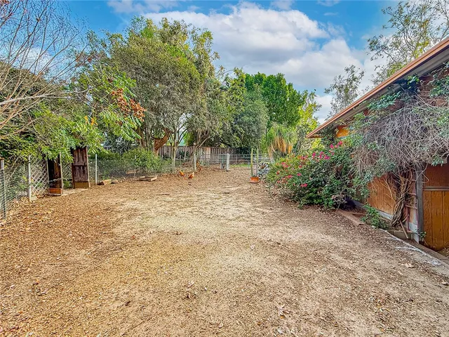 $1,299,000 | 377 Oldstone Court, Simi Valley, CA 93065