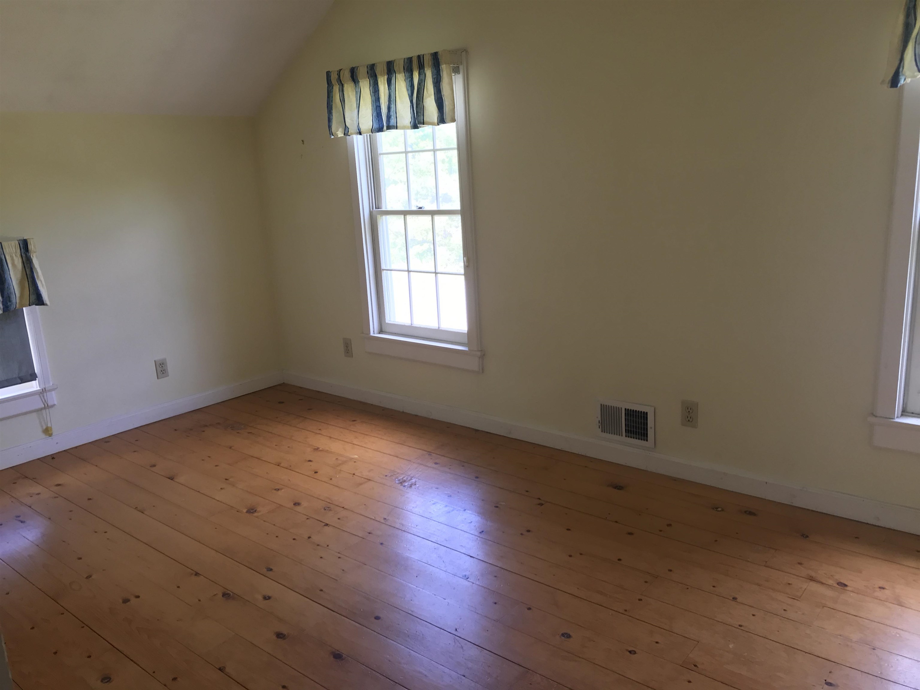 2415 York St Extension Poultney, VT 05764 - Photo 23 of 31 Gallery Image 23