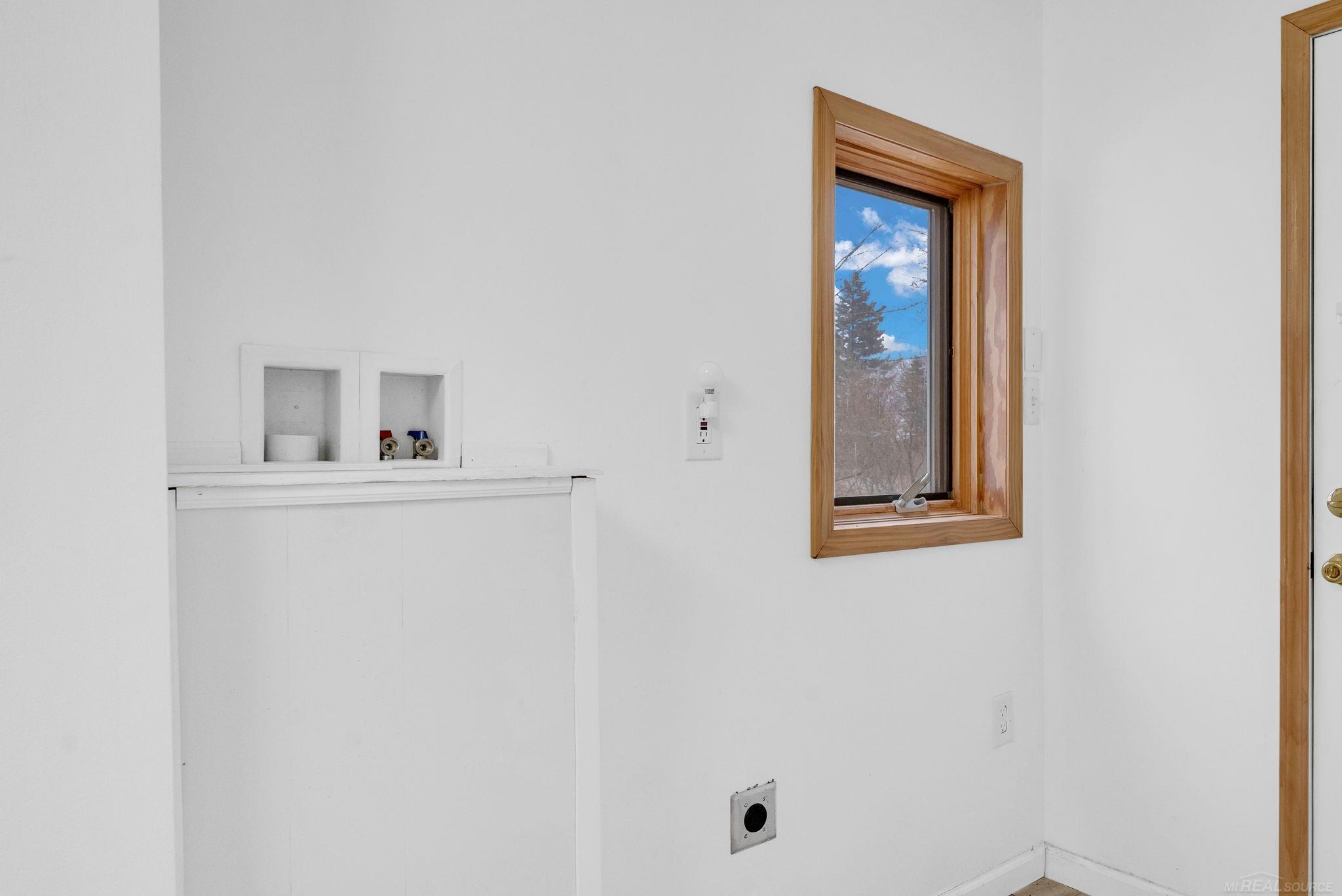 4358 Lakeshore Road Lexington, MI 48450 - Photo 41 of 68