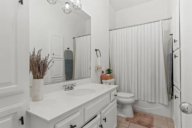 $2,600 | 4106 Newton Avenue, Unit 101, Dallas, TX 75219