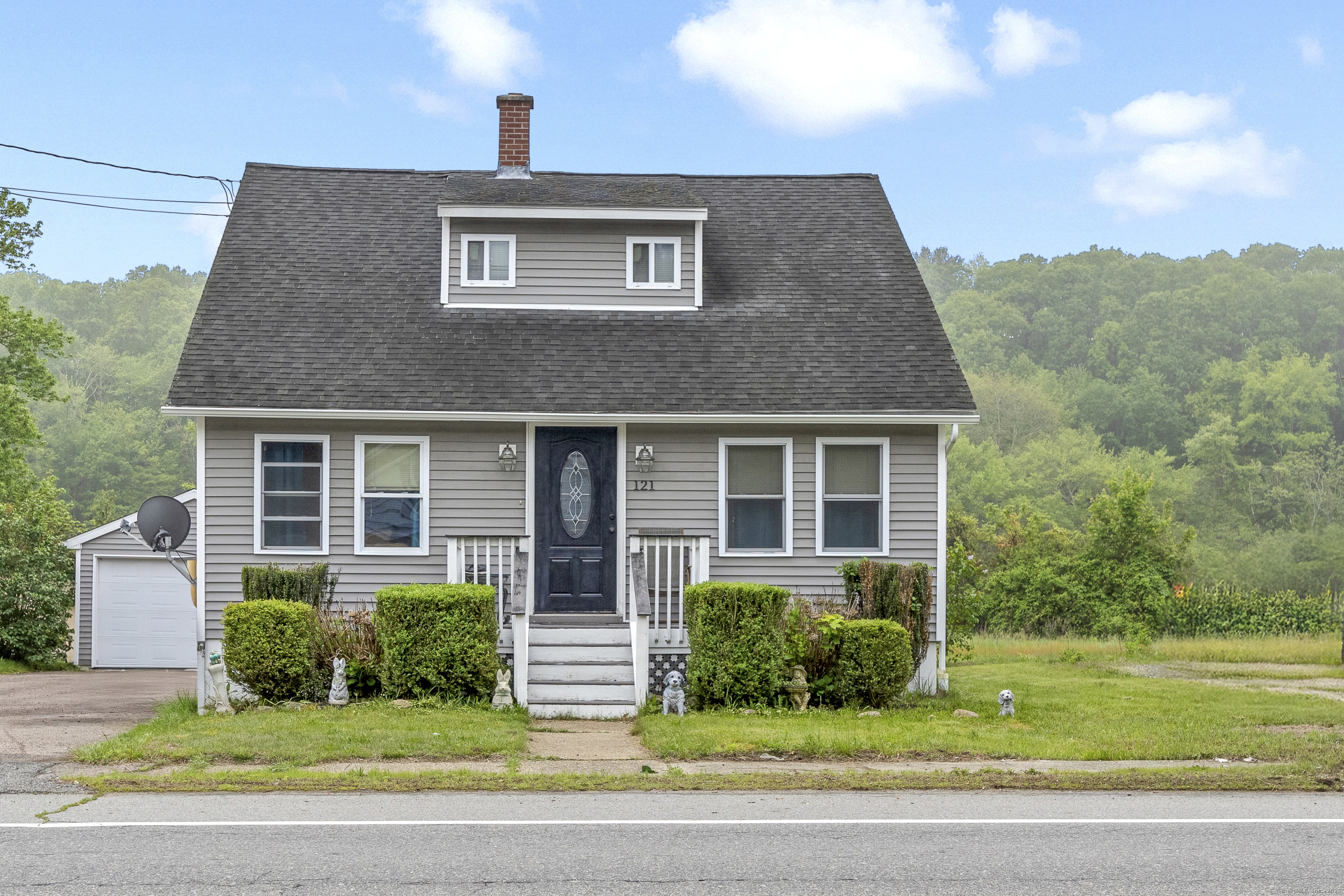 121 Taftville-Occum Road Norwich, CT 06360 - Photo 1 of 1