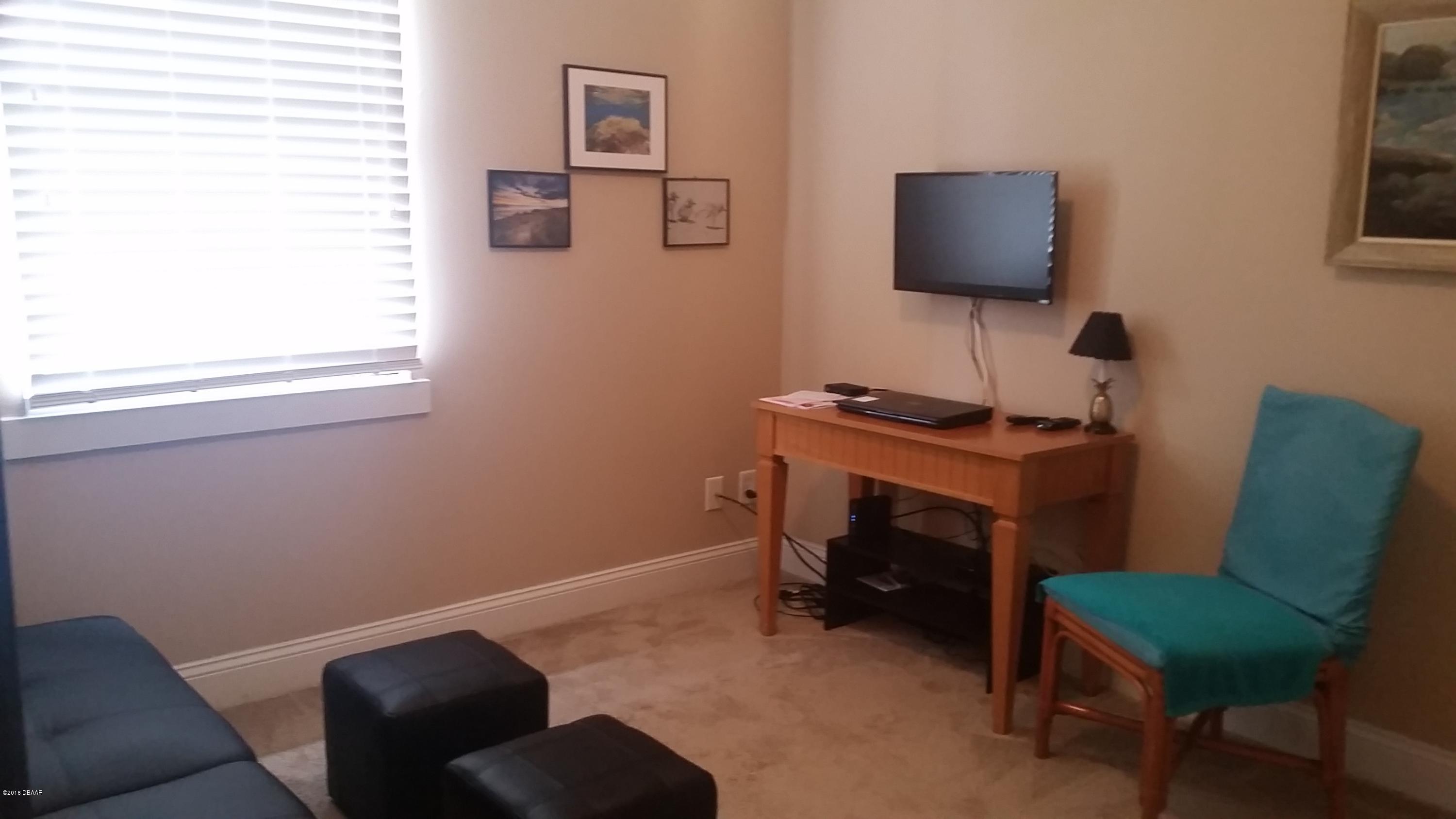 583 Robin Road Ormond Beach, FL 32176 - Photo 13 of 23 3 bedroom