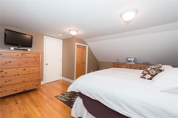 15 Grandview Road Arlington, MA 02476 - Photo 18 of 30 Gallery Image 18