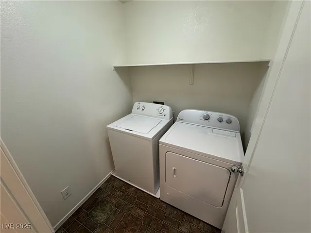 $1,995 | 10597 Danielson Avenue, Las Vegas, NV 89129