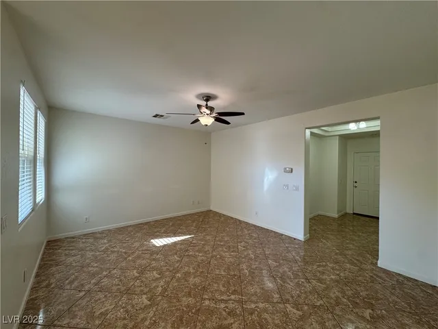 $1,995 | 10597 Danielson Avenue, Las Vegas, NV 89129