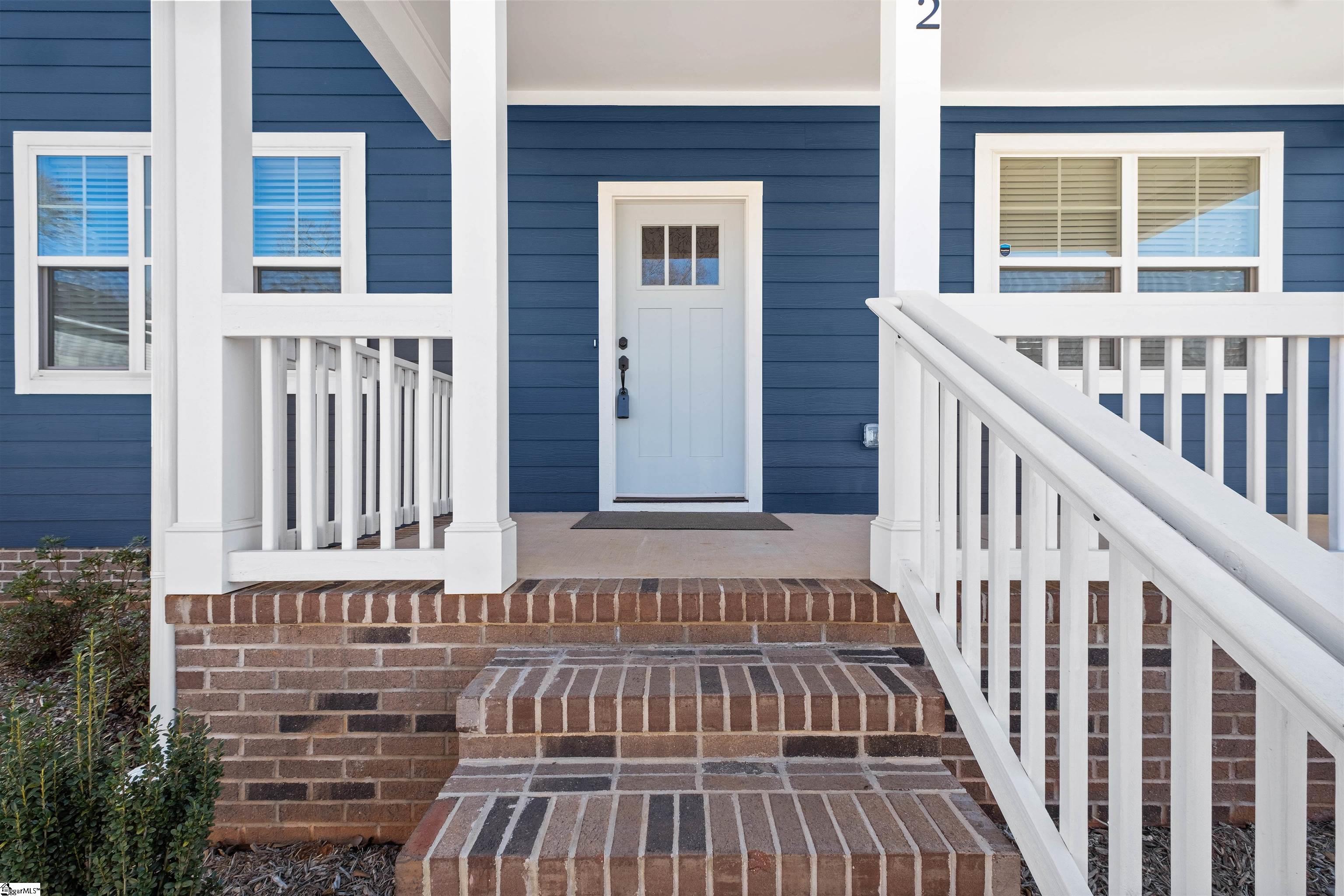 22 Joseph Mathis Way Greenville, SC 29607 - Photo 3 of 34 Gallery Image 3