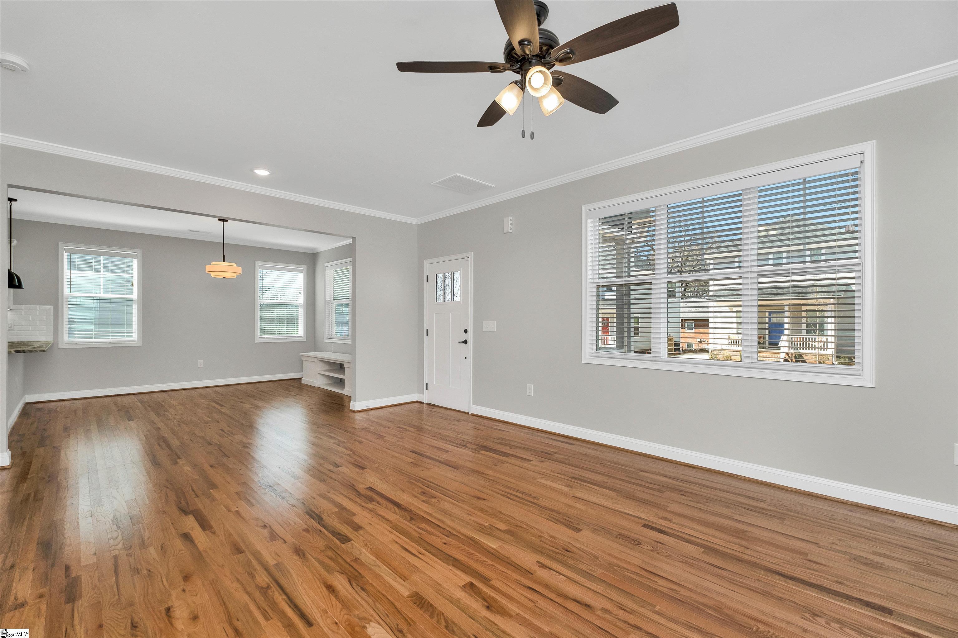 22 Joseph Mathis Way Greenville, SC 29607 - Photo 5 of 34 Gallery Image 5