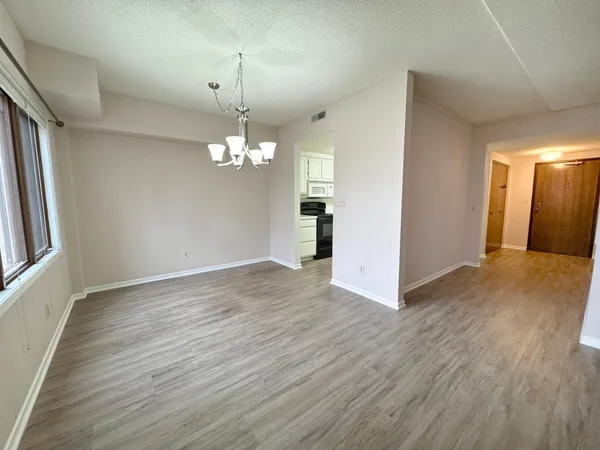 $143,000 | 200 Willow Court, Unit 2A, Fergus Falls, MN 56537