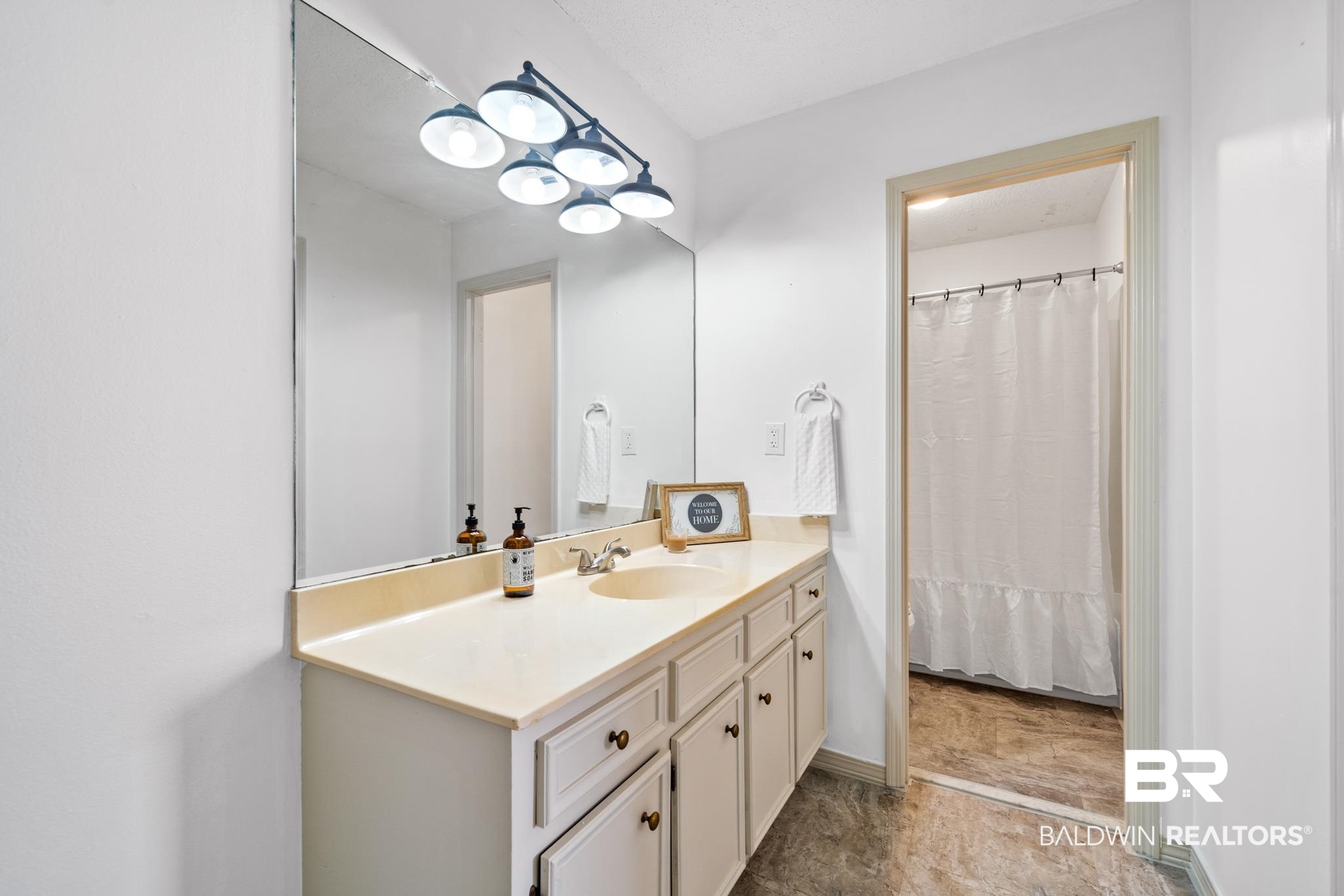 856 Pinemont Drive Mobile, AL 36609 - Photo 23 of 37