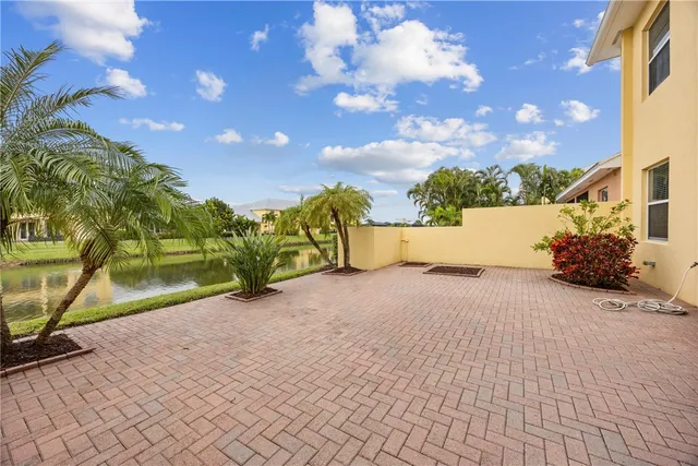 $509,000 | 4555 Bridgepointe Way, Unit 129, Vero Beach, FL 32967