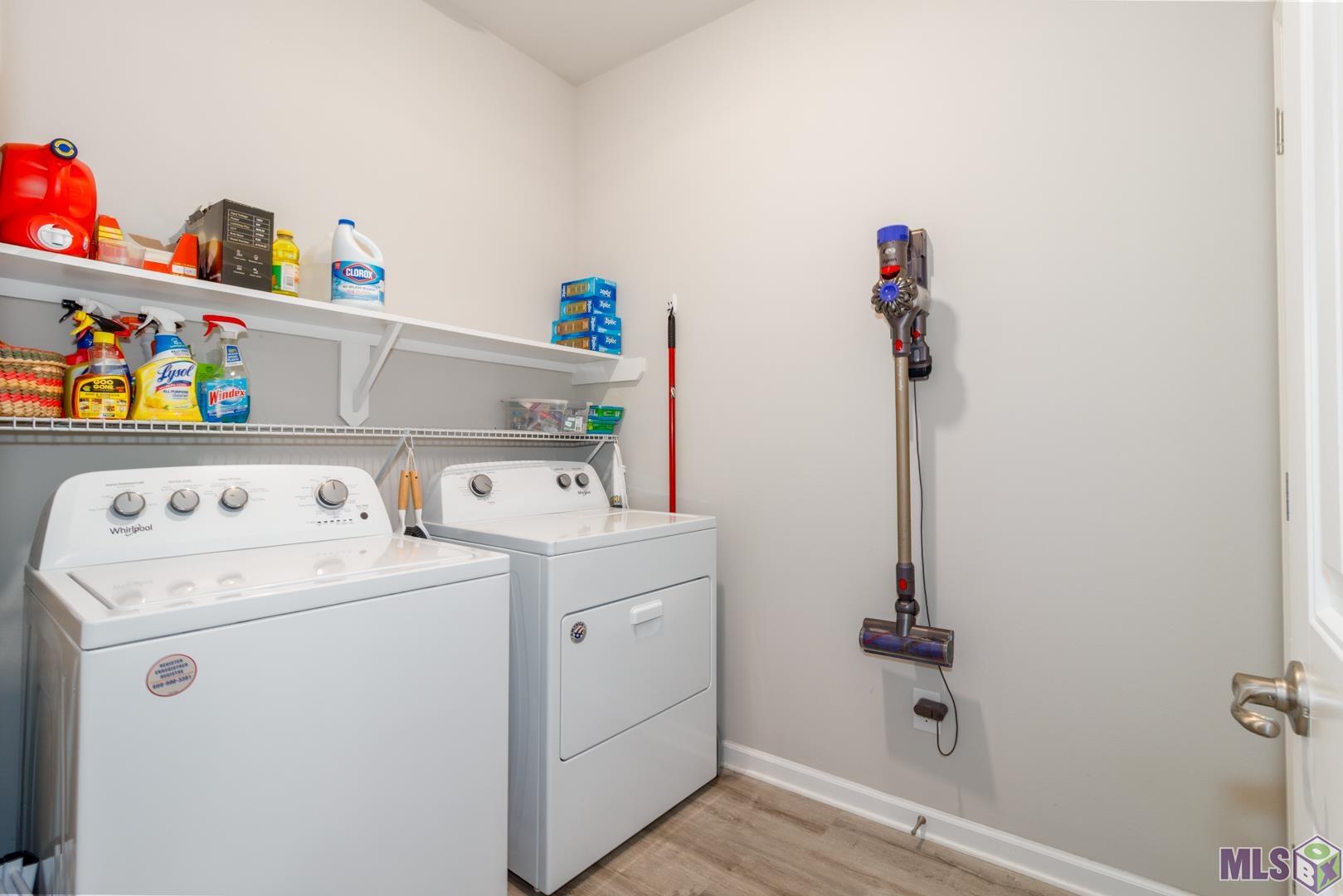 6407 Tiger Pointe Dr. St. George, LA 70817 - Photo 18 of 23 Laundry room