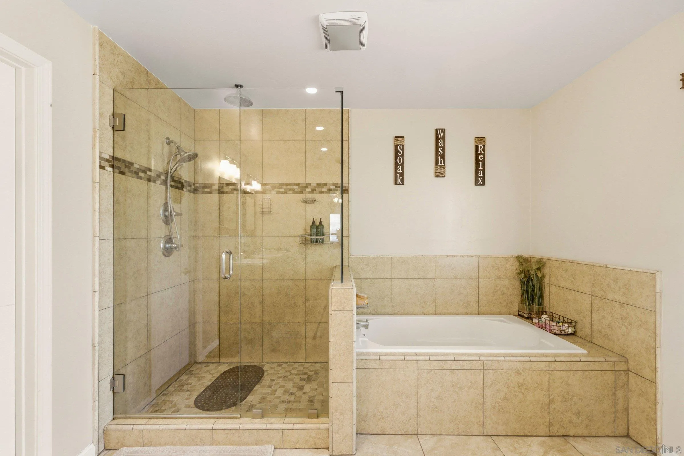3341 Conduit Road Bonita, CA 91902 - Photo 10 of 29