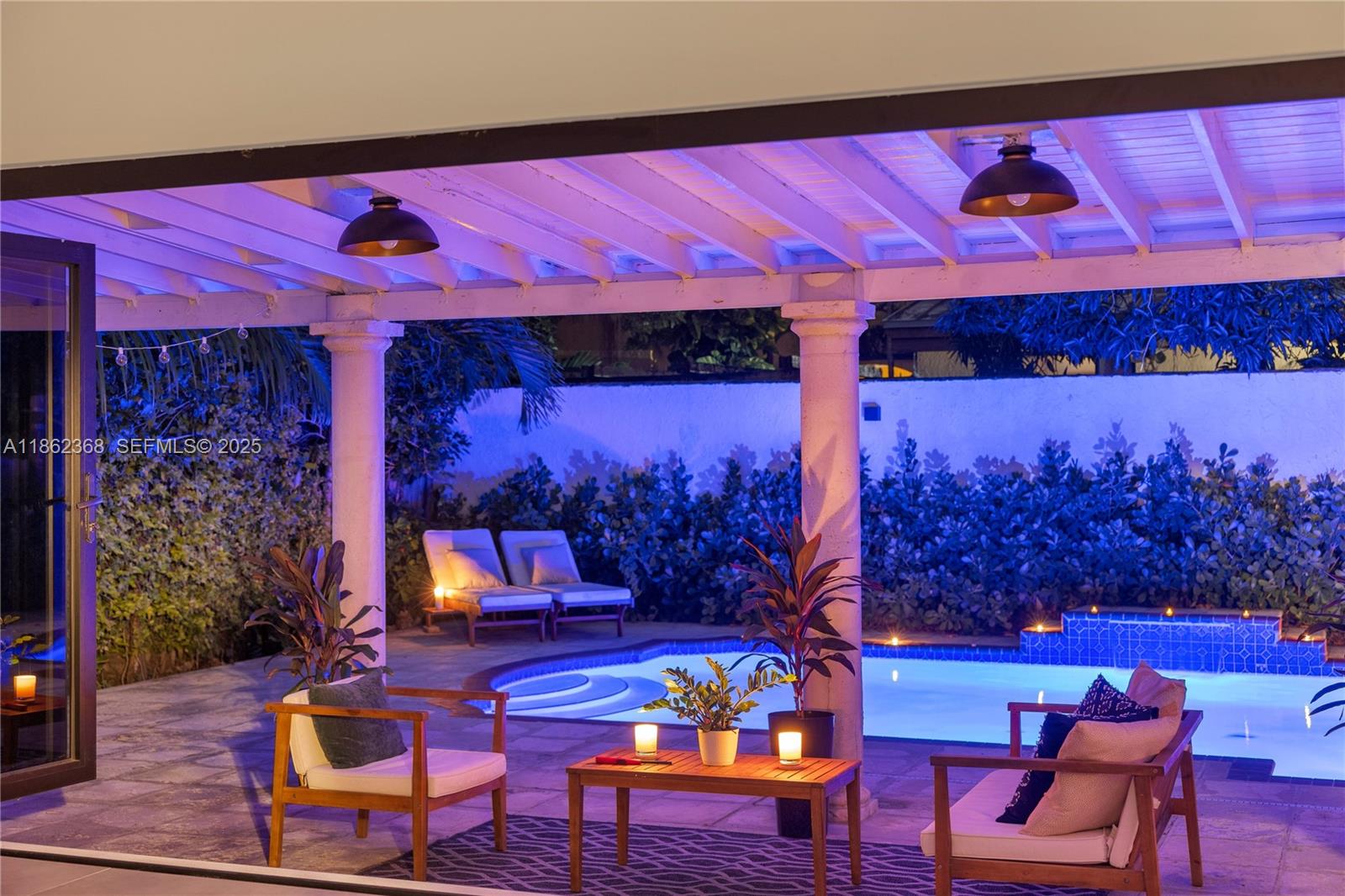 341 Southwest 21st Road Miami, FL 33129 - Photo 14 of 36