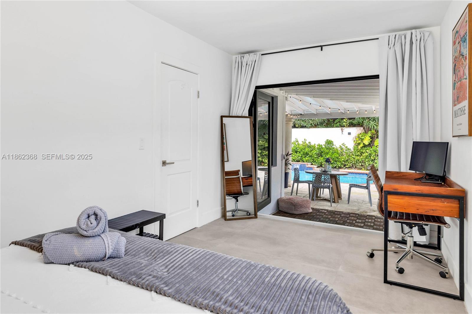 341 Southwest 21st Road Miami, FL 33129 - Photo 24 of 36