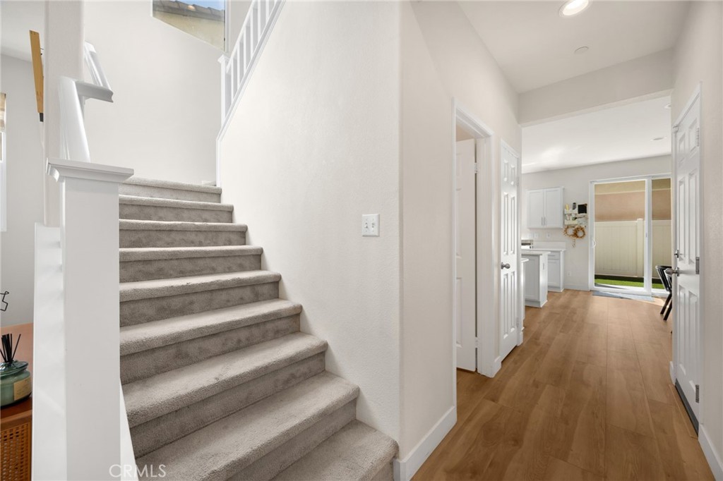 10964 Knoxville Way Riverside, CA 92503 - Photo 5 of 24